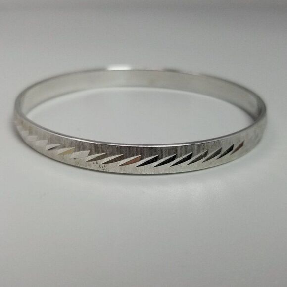 Vintage Monet Silver Tone Round Bangle Bracelet, Diagonal Etched Design, Signed - Picture 2 of 6